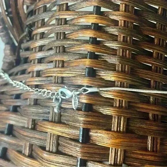 Vintage Avon honor society CZ pendant necklace - Picture 3 of 4